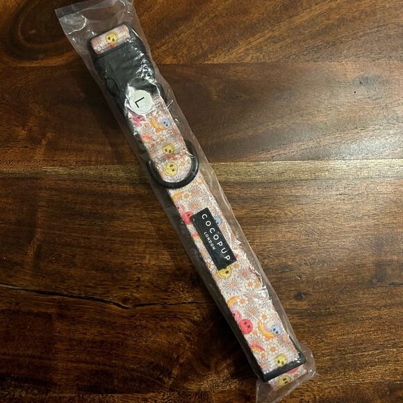 Cocopup London Happiness Collar Smiley Face Rainbow Retro Floral NWT Size Large - Picture 2 of 3